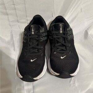 Nike Black Athletic Sneakers with White Accents